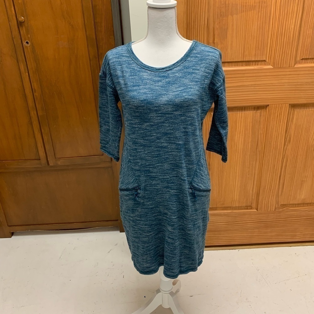 T by Talbots 3/4 sleeve jersey dress SM 21 in pit L-34 in side zip pockets